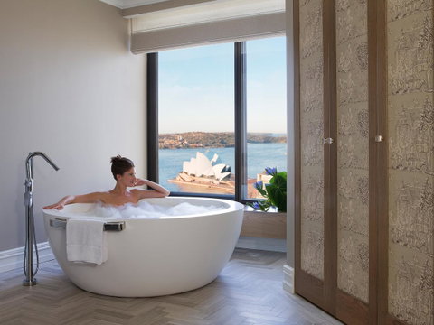 Four Seasons Hotel Sydney - South Australia Travel 39