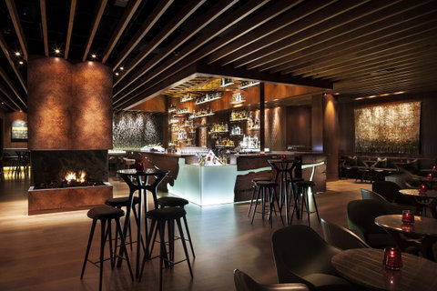 Four Seasons Hotel Sydney - South Australia Travel 28
