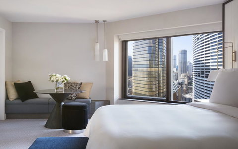Four Seasons Hotel Sydney - South Australia Travel 22