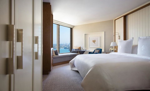 Four Seasons Hotel Sydney - South Australia Travel 4
