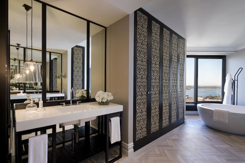 Four Seasons Hotel Sydney - South Australia Travel 33