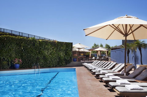 Four Seasons Hotel Sydney - South Australia Travel 38
