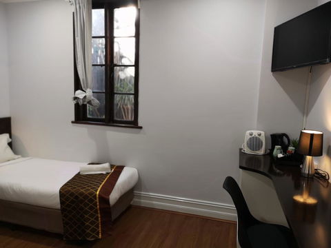 Newtown Cozy Stays - South Australia Travel 36