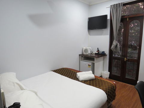 Newtown Cozy Stays - South Australia Travel 32