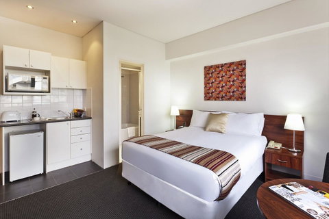 Macleay Hotel - South Australia Travel 6