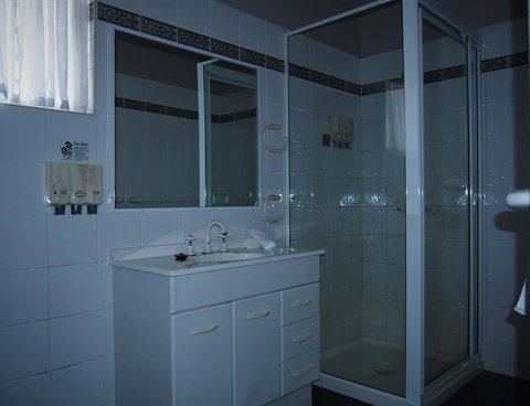 Grafton Central Motel - South Australia Travel 36