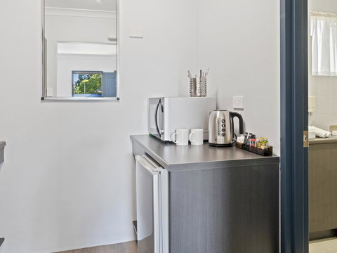 Grafton Central Motel - South Australia Travel 7