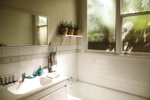 Morpeth Cottage - South Australia Travel 29