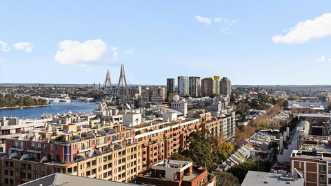 Oaks Sydney Goldsbrough Suites - South Australia Travel 4