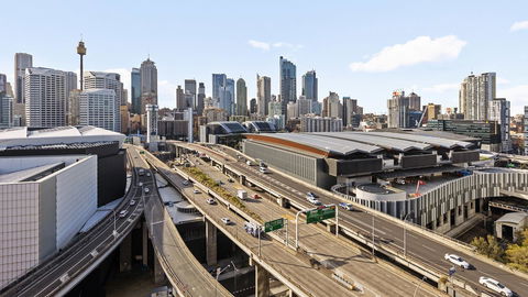 Oaks Sydney Goldsbrough Suites - South Australia Travel 8