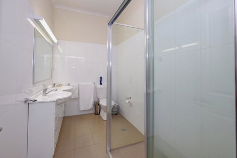 Lakes And Ocean Hotel Forster - South Australia Travel 2