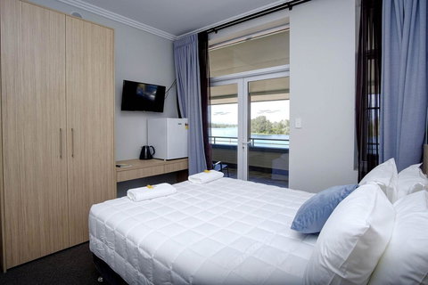 Lakes And Ocean Hotel Forster - South Australia Travel 30