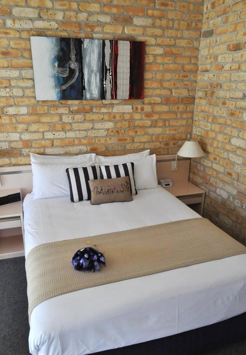 Mollymook Surfbeach Motel & Apartments - South Australia Travel 6