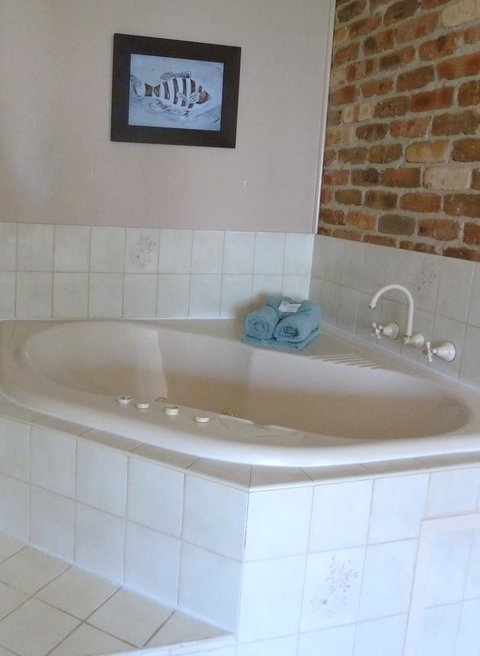 Mollymook Surfbeach Motel & Apartments - South Australia Travel 23
