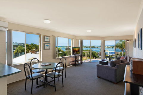 Baywatch Apartments Merimbula - South Australia Travel 19