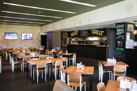 Alpha Hotel Eastern Creek - South Australia Travel 9