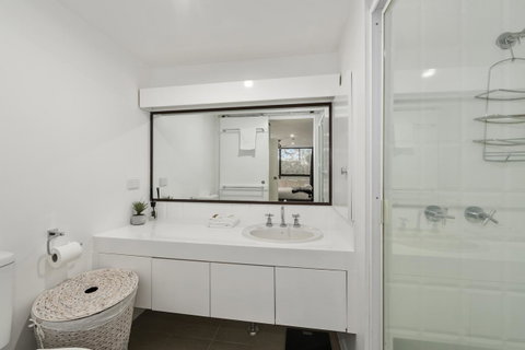 Pacific Towers Beach Resort - South Australia Travel 2