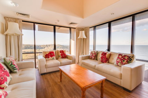Pacific Towers Beach Resort - South Australia Travel 22