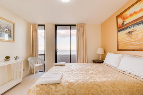 Pacific Towers Beach Resort - South Australia Travel 17