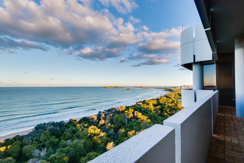 Pacific Towers Beach Resort - South Australia Travel 11