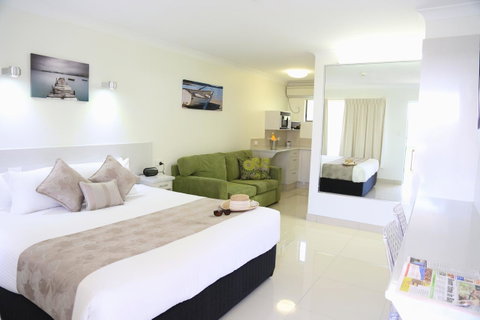 Bay Motel - South Australia Travel 8