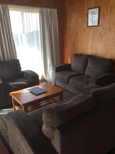 Jenolan Cabins - South Australia Travel 6