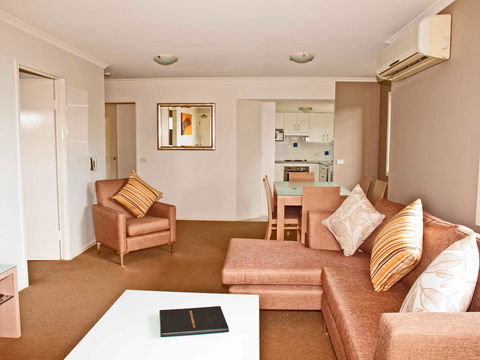 South Pacific Apartments - South Australia Travel 14