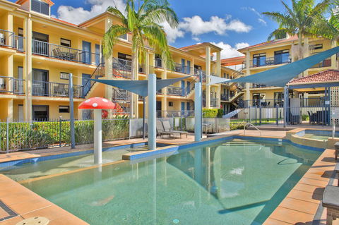 South Pacific Apartments - South Australia Travel 0