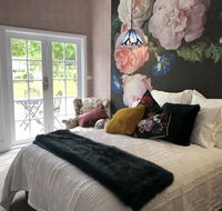 Chanticleer Gardens - South Australia Travel