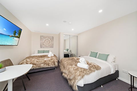 Carlton Suites - South Australia Travel 4