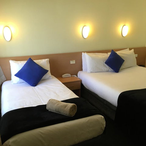 Sky Rider Motor Inn - South Australia Travel 25