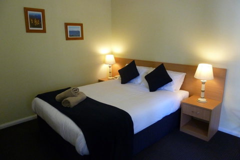 Sky Rider Motor Inn - South Australia Travel 18