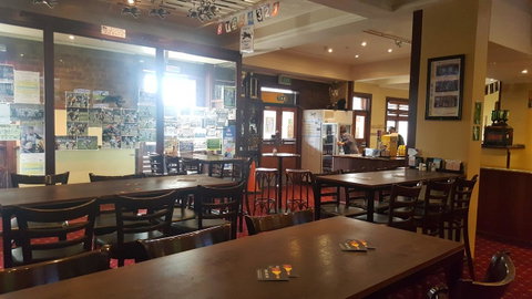 Gardners Inn Hotel - South Australia Travel 15