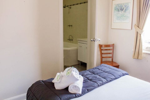 Gardners Inn Hotel - South Australia Travel 31