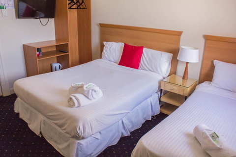 Gardners Inn Hotel - South Australia Travel 2