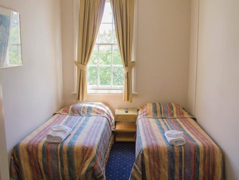 Gardners Inn Hotel - South Australia Travel 38