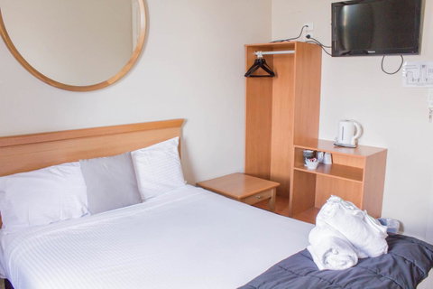Gardners Inn Hotel - South Australia Travel 29