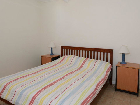 2 Cliff Road - South Australia Travel 6