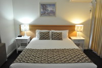 Albury Burvale Motor Inn