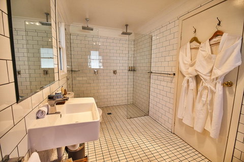 The Bronte Boutique Hotel - South Australia Travel 9