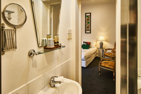 The Bronte Boutique Hotel - South Australia Travel 28