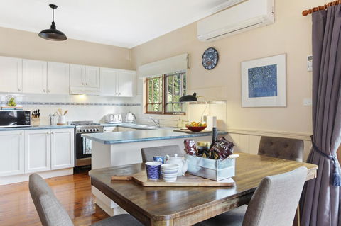 Allegra Cottage Of Leura - South Australia Travel 1