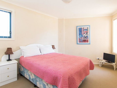 Millennium 102 With Pool In Complex - South Australia Travel 1