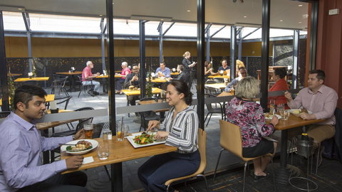 Stay At Alice Springs Hotel - South Australia Travel 31