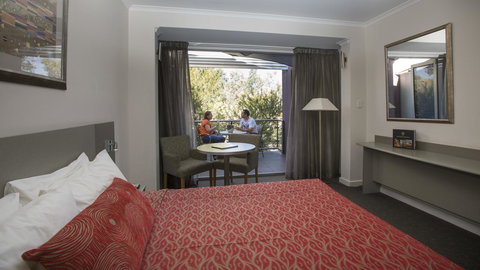 Stay At Alice Springs Hotel - South Australia Travel 2