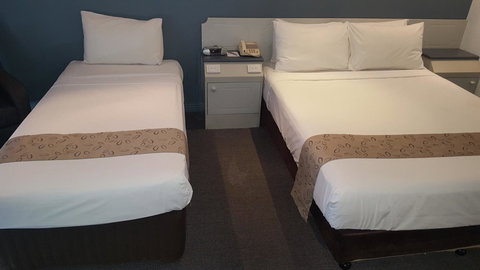 Stay At Alice Springs Hotel - South Australia Travel 12