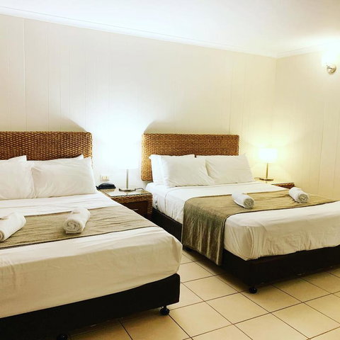 Pine Tree Motel - South Australia Travel 33