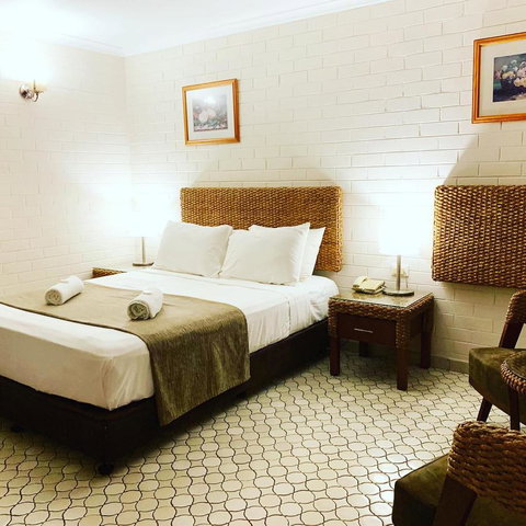 Pine Tree Motel - South Australia Travel 25