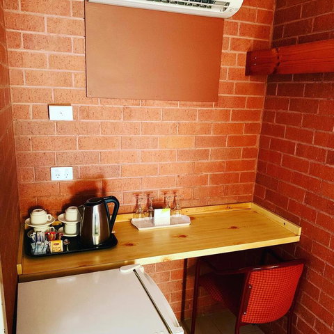 Pine Tree Motel - South Australia Travel 29