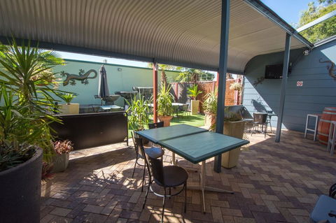 Elkira Court Motel - South Australia Travel 11